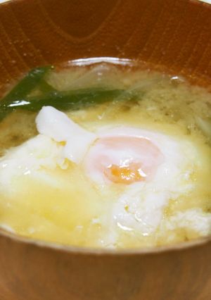 贅沢♪卵1個落としの味噌汁♪-レシピのメイン写真