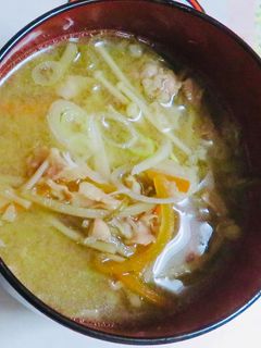 簡単! 〜キンピラ風 シャキシャキ豚汁〜-レシピのメイン写真