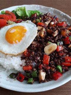 オイマヨポンで簡単味付け!アジアン肉飯-レシピのメイン写真