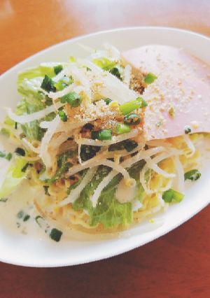 サッポロ一番☆冷やし牛乳とんこつラーメン-レシピのメイン写真