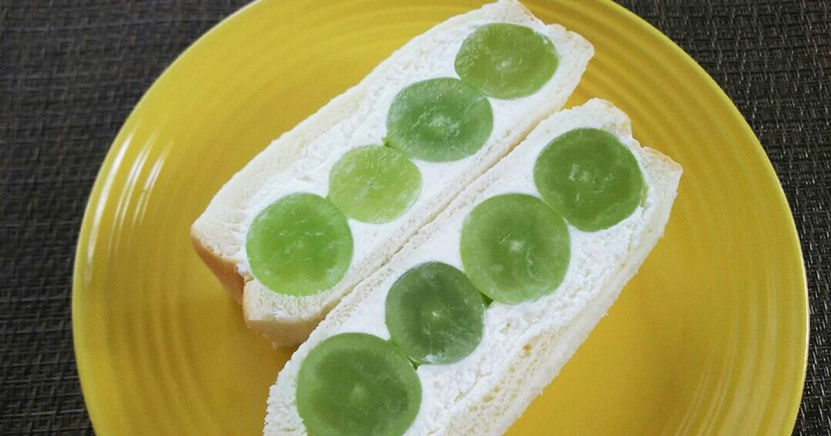 キウイを使ったフルーツサンドケーキ by ちぃさんち 【クックパッド