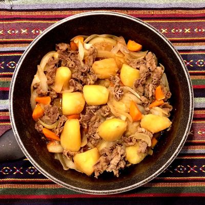基本からアレンジまで！思わずつくりたくなる「肉じゃが nikujaga」の