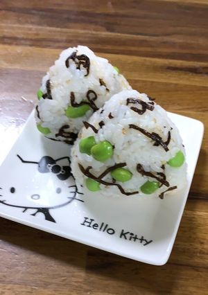枝豆おにぎり٩(๑❛ᴗ❛๑)۶-レシピのメイン写真