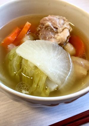 鶏肉と野菜の具だくさんスープ【夜食にも】-レシピのメイン写真