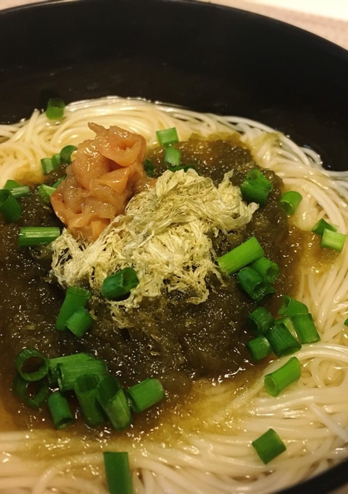 簡単5分！とろろ昆布と梅のにゅうめん-レシピのメイン写真