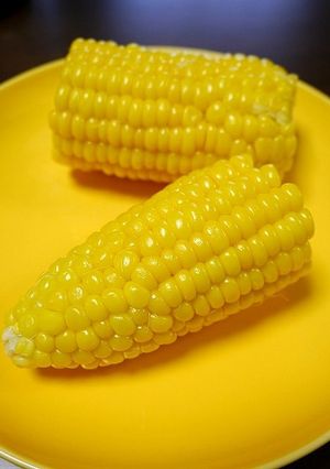 レンジで簡単！茹でとうもろこし　1本4分-レシピのメイン写真