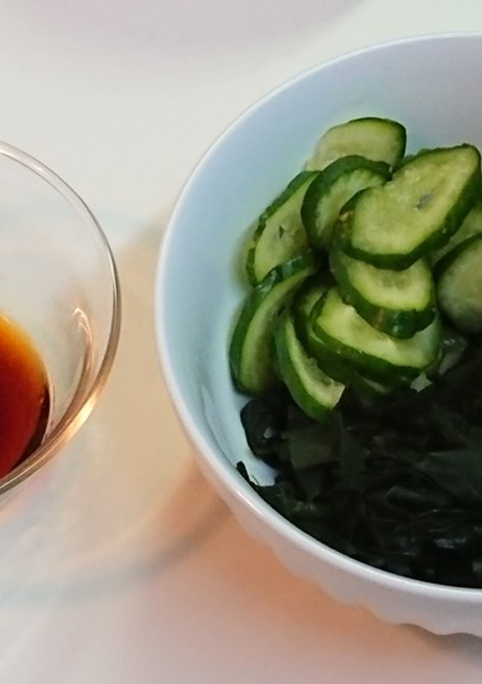 もずくとワカメときうりの酢の物-レシピのメイン写真