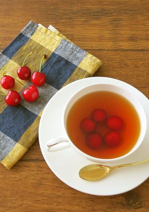 食後にほっこり♪さくらんぼティー-レシピのメイン写真