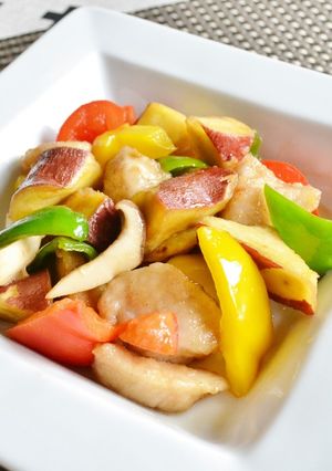 鶏むね肉とサツマイモの甘酢炒め♪-レシピのメイン写真