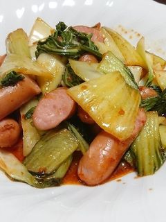 ウインナーとチンゲン菜のピリ辛炒め-レシピのメイン写真