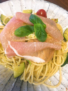 夏野菜で!生ハムとズッキーニのパスタ-レシピのメイン写真