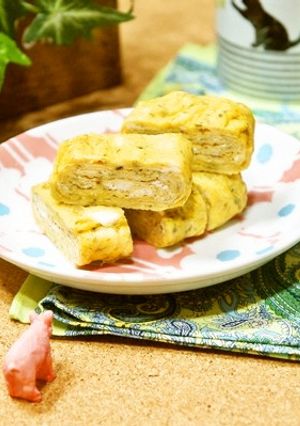 お弁当に♪磯の香りふわん青のり入り卵焼き-レシピのメイン写真