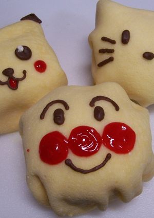 市販のロールケーキ入れてキャラクレープ♪-レシピのメイン写真