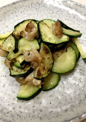鶏かわとズッキーニ炒め-レシピのメイン写真