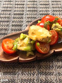 かぶの葉とアボカドトマトのサラダ-レシピのメイン写真