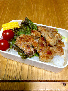 中学生女子 厚切り豚ロースの梅焼き-レシピのメイン写真