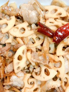 豚バラとごぼう・蓮根の甘辛炒め-レシピのメイン写真