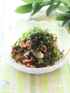 混ぜるだけ♪きゅうりとカニカマのもずく酢-レシピのメイン写真
