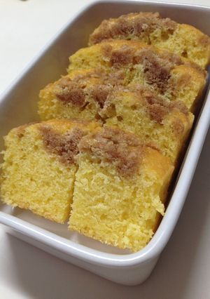 シナモンクランブルをのせたパウンドケーキ-レシピのメイン写真