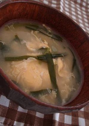 ニラ玉の味噌汁-レシピのメイン写真