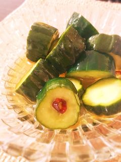 ごま油香る胡瓜のピリ辛浅漬け-レシピのメイン写真