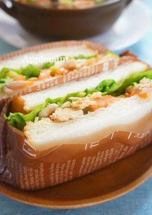 ピリ辛でおいしい棒棒鶏サンドイッチ-レシピのメイン写真
