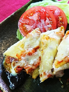 自家製辛いトマトソースブリトーチーズ焼き-レシピのメイン写真