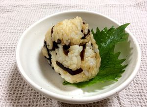【減塩・高血圧】酢生姜とごま昆布おにぎり-レシピのメイン写真