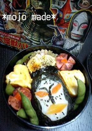 三面怪人ダダ弁当（幼児キャラ弁）-レシピのメイン写真