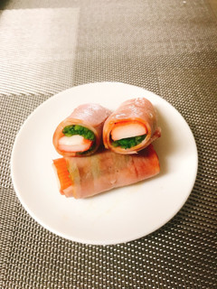 お弁当にベーコンのほうれん草&カニカマ巻-レシピのメイン写真