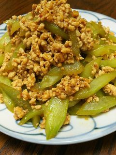 鶏ミンチと胡瓜のピリ辛炒め-レシピのメイン写真