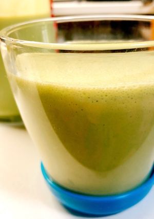 オレンジとバナナの青汁牛乳スムージー-レシピのメイン写真