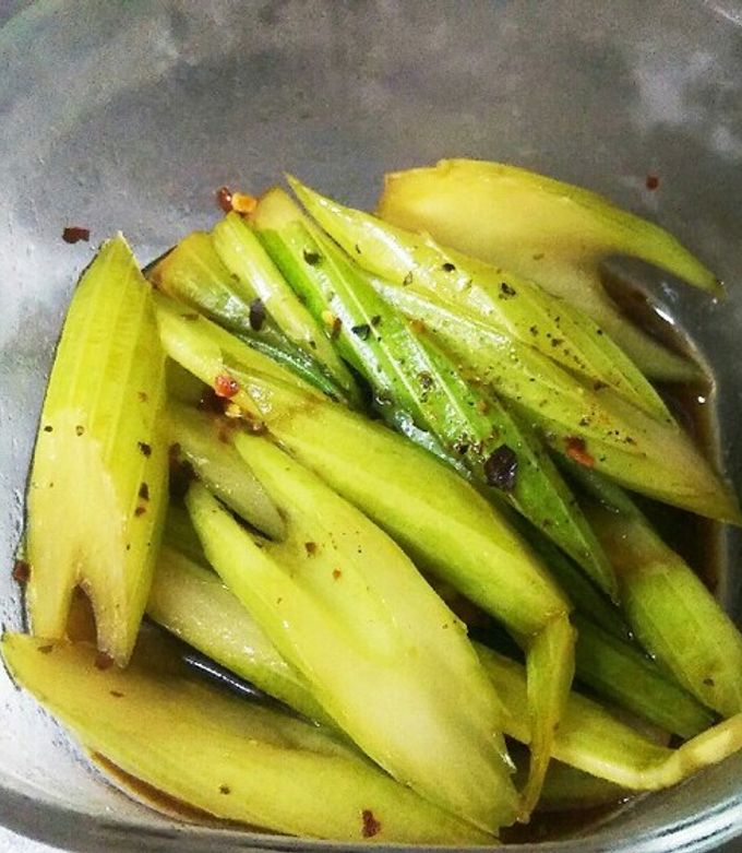 やみつきセロリ（ピリ辛） by チエザレ 【クックパッド】 簡単おいしい