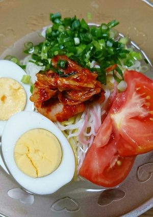 簡単❣❣美味~(๑>∀<๑)冷麺風素麺♡-レシピのメイン写真