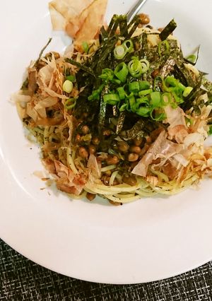 芋ッチ定番!納豆ゆかりパスタ-レシピのメイン写真