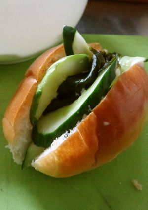最速のわかめときゅうりの酢の物のパン-レシピのメイン写真