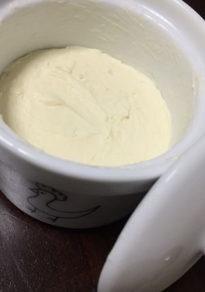 生クリームで簡単!手作りフレッシュバター-レシピのメイン写真