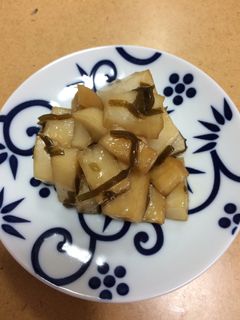 お大根と塩昆布のごま油和え-レシピのメイン写真