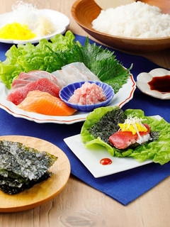 サンチュでくるんで♪韓国風手巻き寿司-レシピのメイン写真