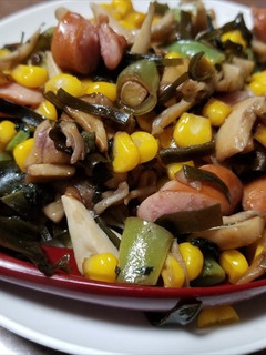 市販キノコ、野菜の油炒め・つる豆、紫蘇-レシピのメイン写真