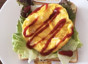 朝ごはんに☆チーズレタス卵のトースト-レシピのメイン写真