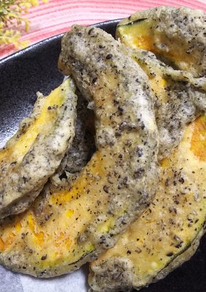 ごま衣で香ばしい～かぼちゃの天ぷら～-レシピのメイン写真
