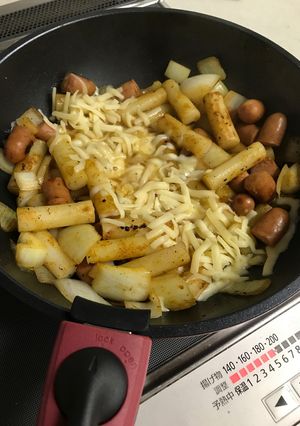 子供大好き★カレーチーズトッポギ♪-レシピのメイン写真
