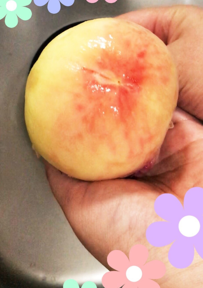 ツルっと!!超簡単な桃の皮むき-レシピのメイン写真