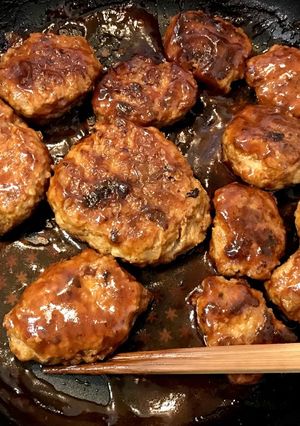 ソース多めハンバーグ-レシピのメイン写真