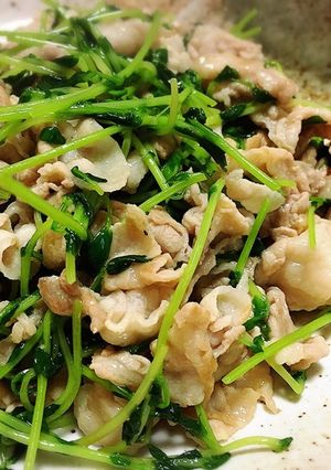 5分で完成☆豆苗と豚バラ肉の塩炒め-レシピのメイン写真