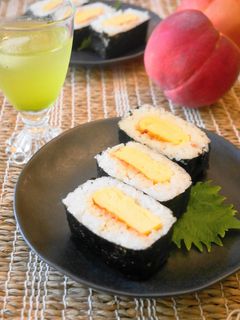 出し巻き玉子とおかか醤油のおにぎらず-レシピのメイン写真
