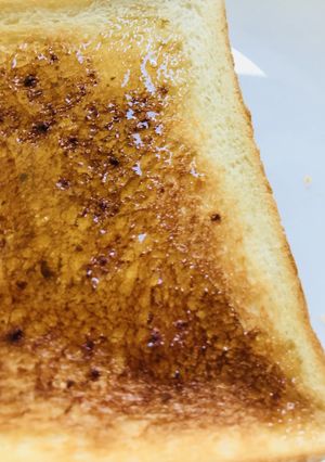 ココナッツオイルのシンプルトースト-レシピのメイン写真