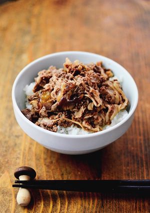 スロークッカーで作る！簡単柔らか牛丼-レシピのメイン写真