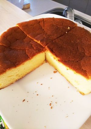 真ん中が凹まないベイクドチーズケーキ-レシピのメイン写真